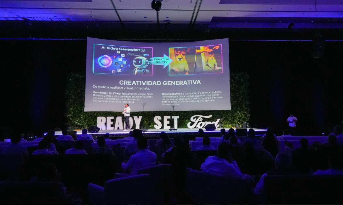 Wario Duckerman impartiendo conferencia magistral sobre Inteligencia Artificial para directivos de FORD.