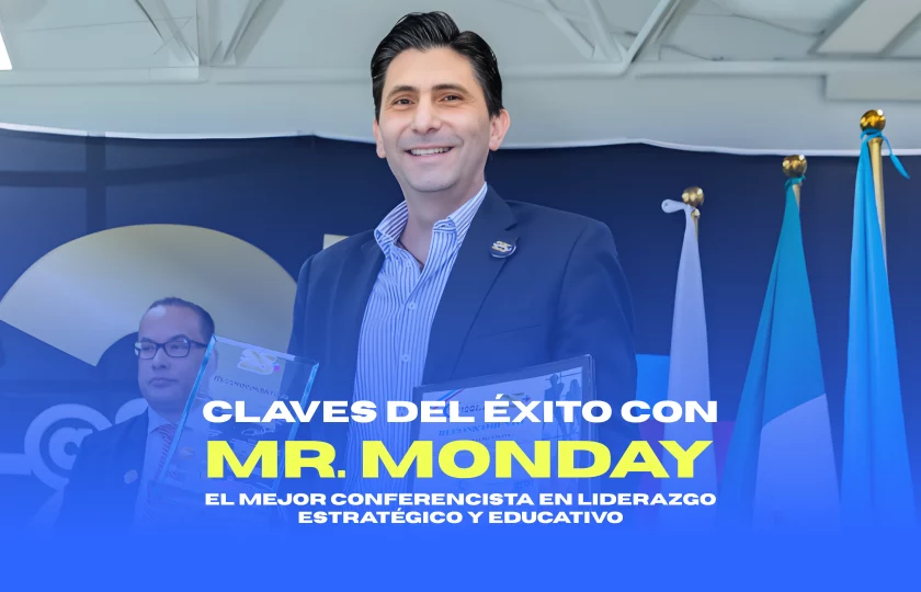 Jorge Huerta Bleck impartiendo conferencia sobre liderazgo estratégico y educativo.