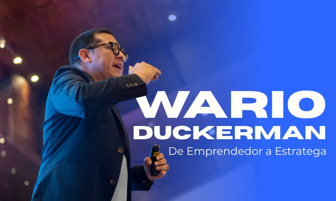 Wario Duckerman impartiendo conferencia de Inteligencia Artificial en Soluciones Empresariales 360, Cuenca.